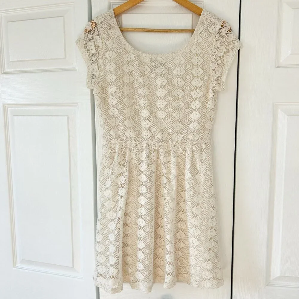 Lily Rose Cream Lace Fit & Flare Dress Cap Sleeve Lined Size L EUC